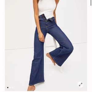 Wrangler Wanderer High Rise Flare Jeans